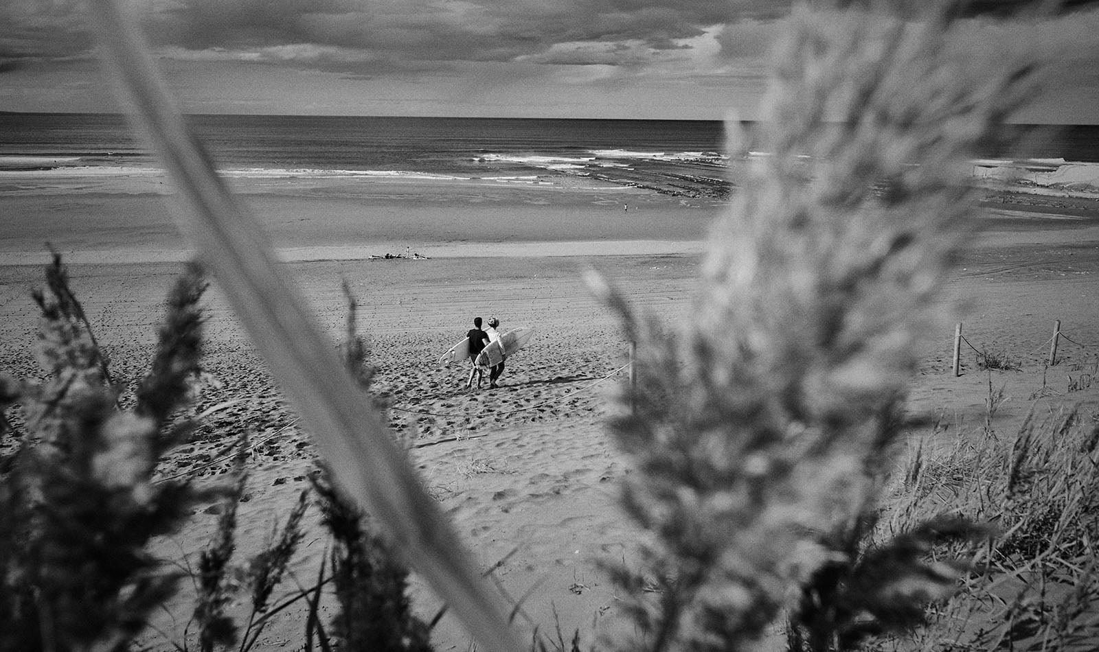 reportaje fotos de pareja en la playa de Sopelana