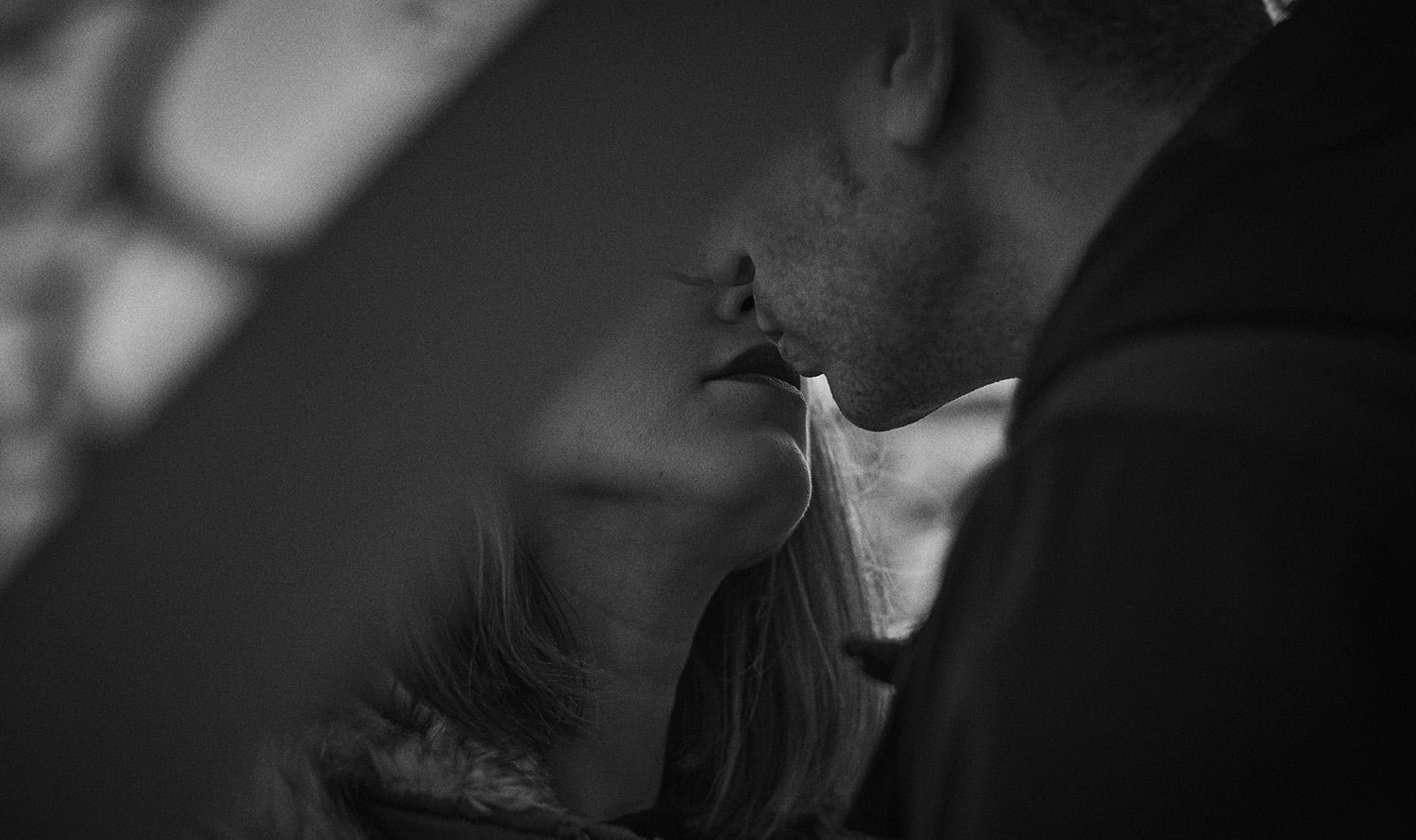 reportaje de pareja en el mercado de la ribera en Bilbao