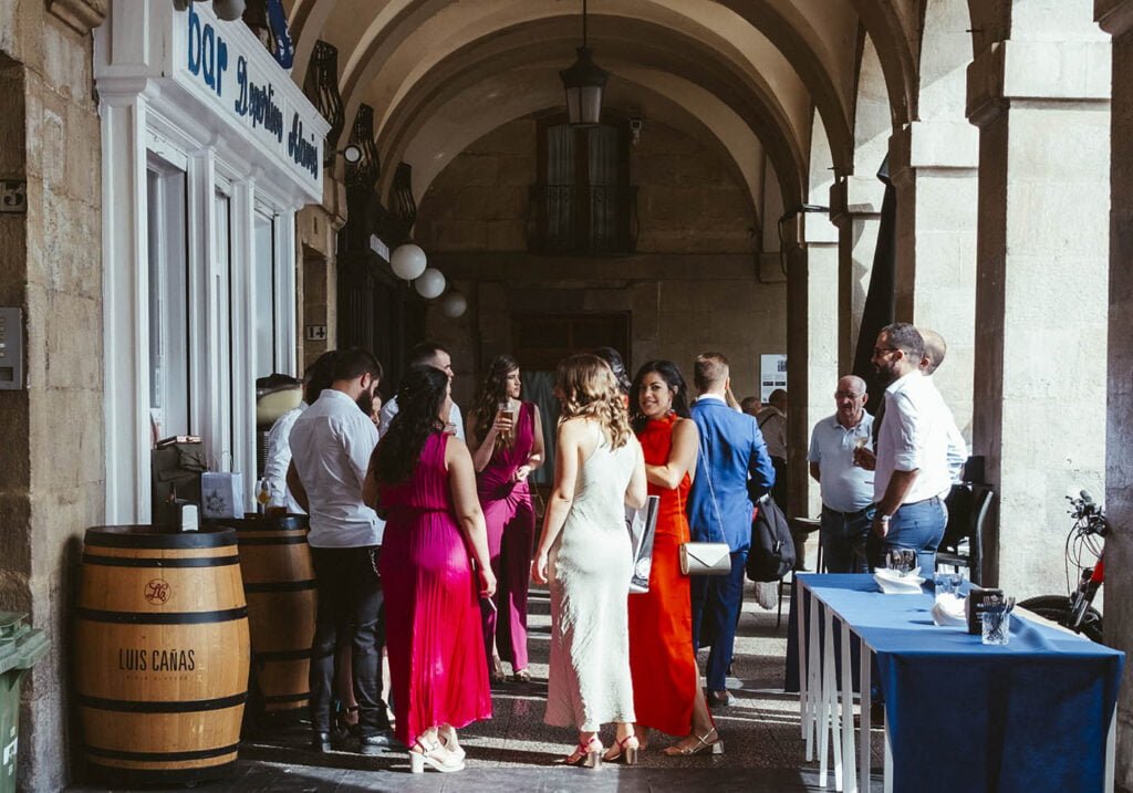 Reportaje de boda civil en el ayuntamiento de Vitoria