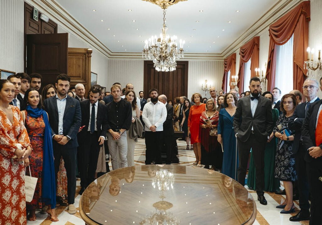 Reportaje de boda civil en el ayuntamiento de Vitoria