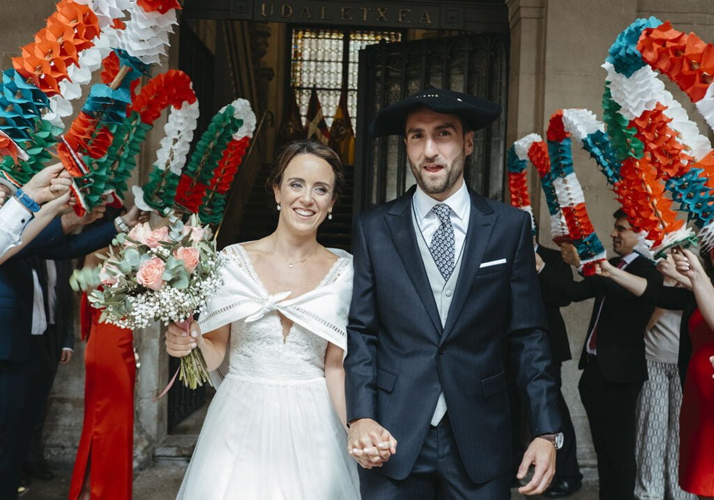 Reportaje de boda civil en el ayuntamiento de Vitoria