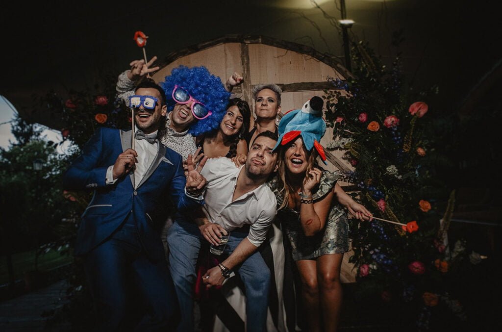 foto de grupo de boda en el restaurante Aboiz