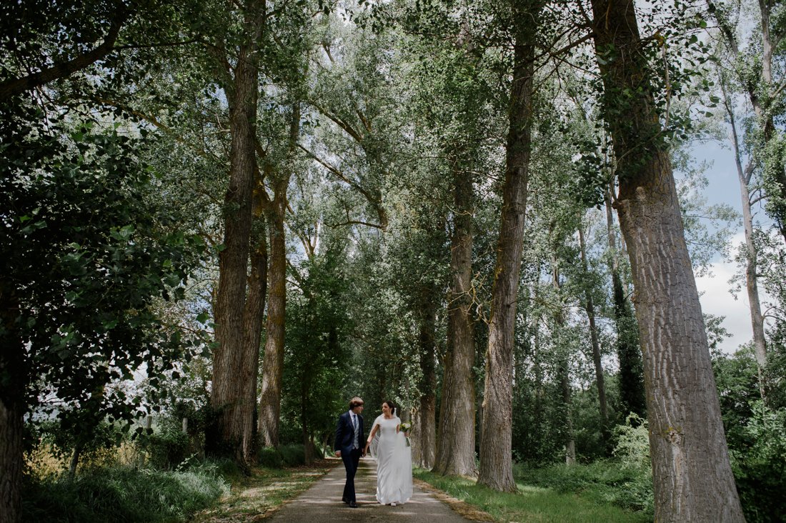 Fotografía de boda en Villarcayo: Iglesia de San Roque y Restaurante Plati.