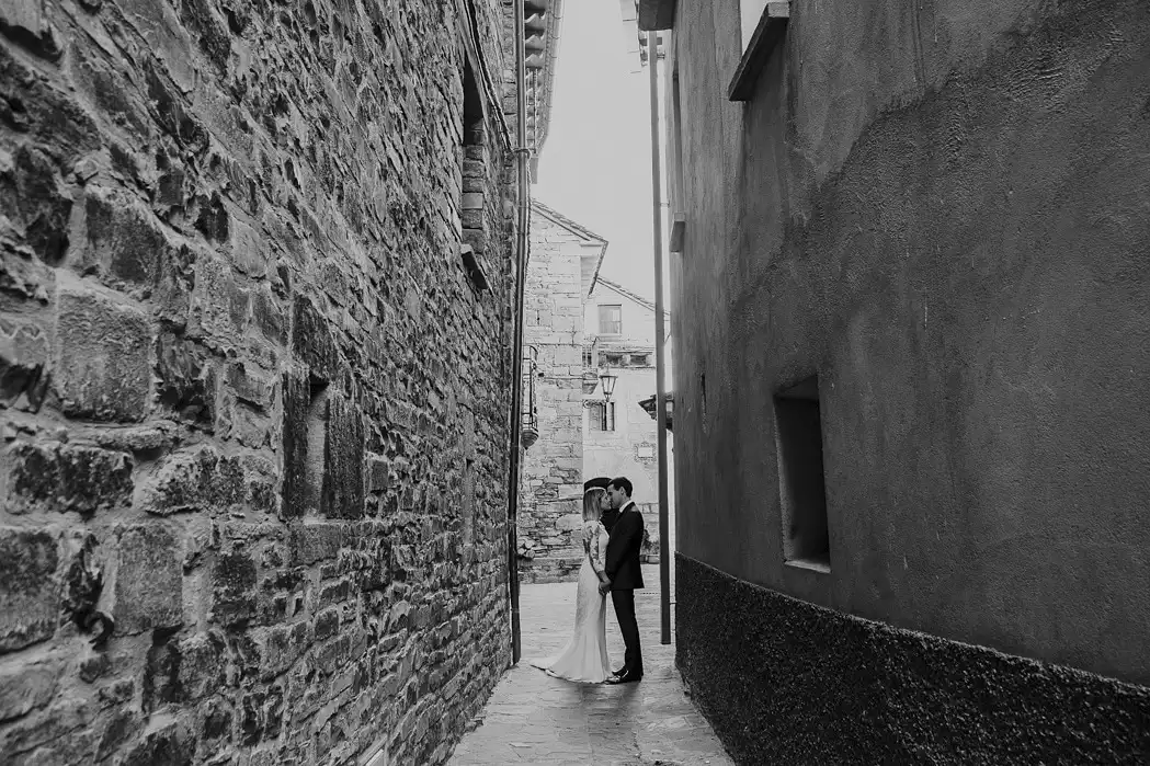 Fotógrafo de boda de destino en España: reportajes emocionales y naturales