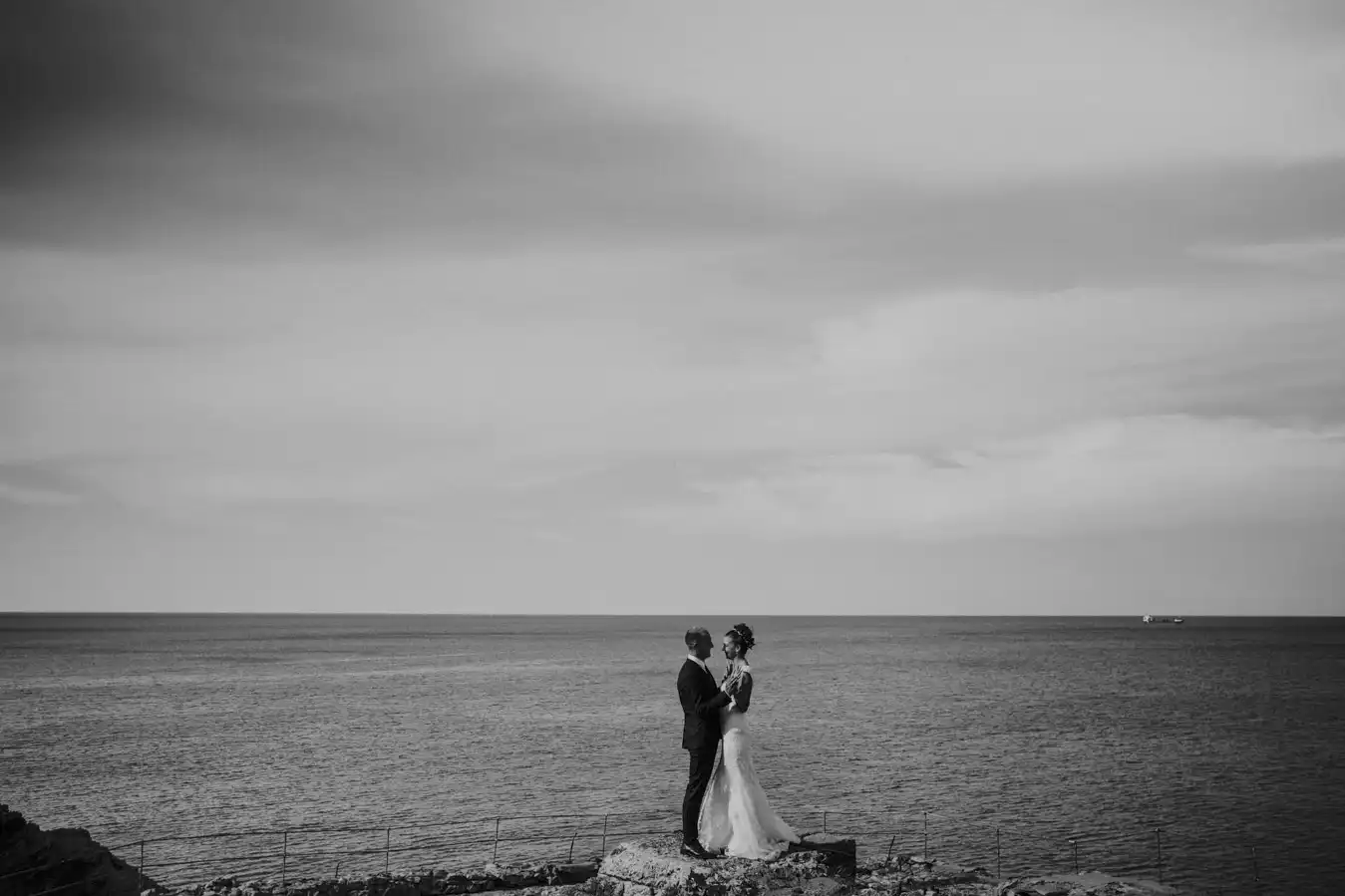 Fotógrafo de boda de destino en España: reportajes emocionales y naturales