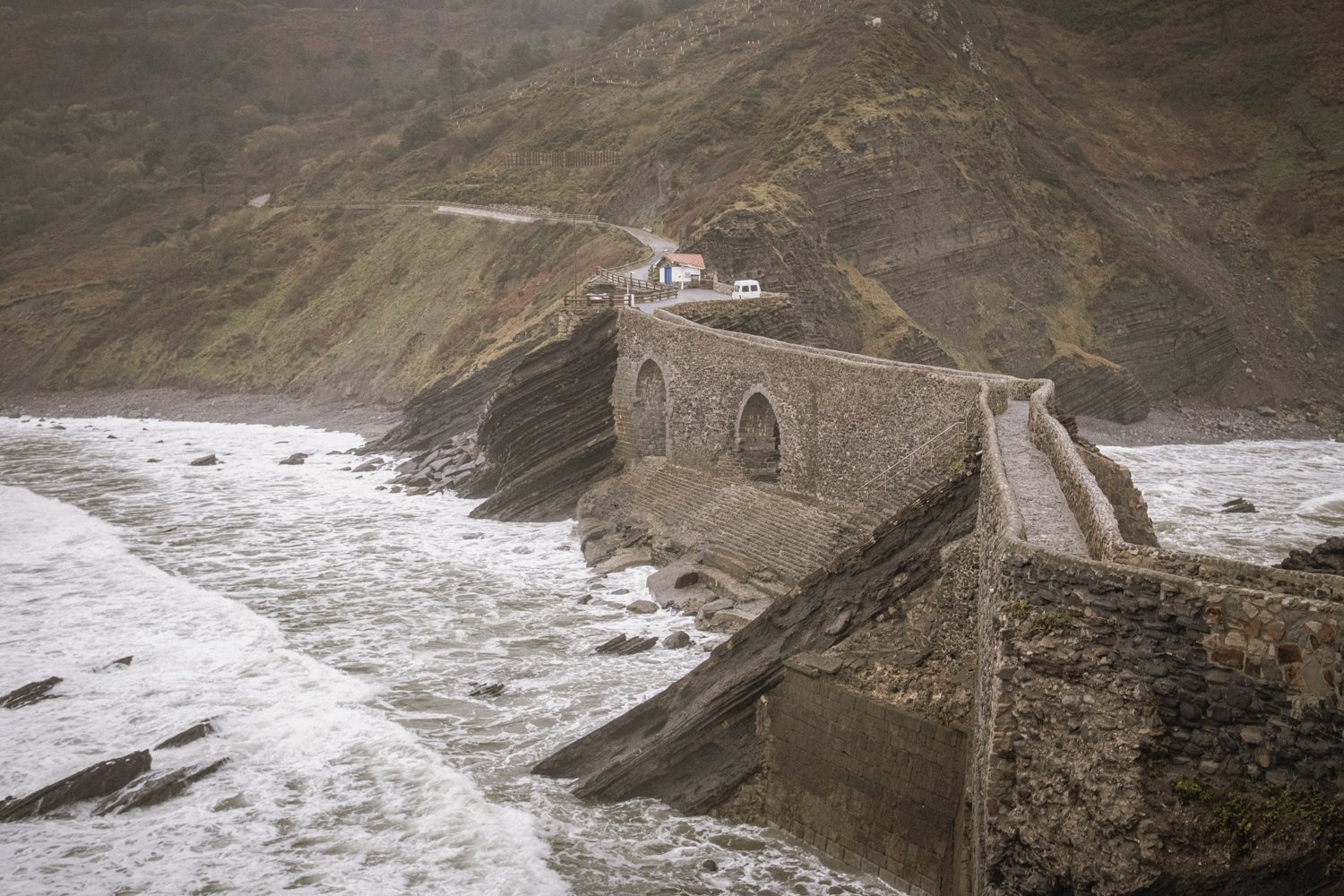 Pedir matrimonio en Bilbao y País Vasco | Fotógrafo de pedidas de mano.