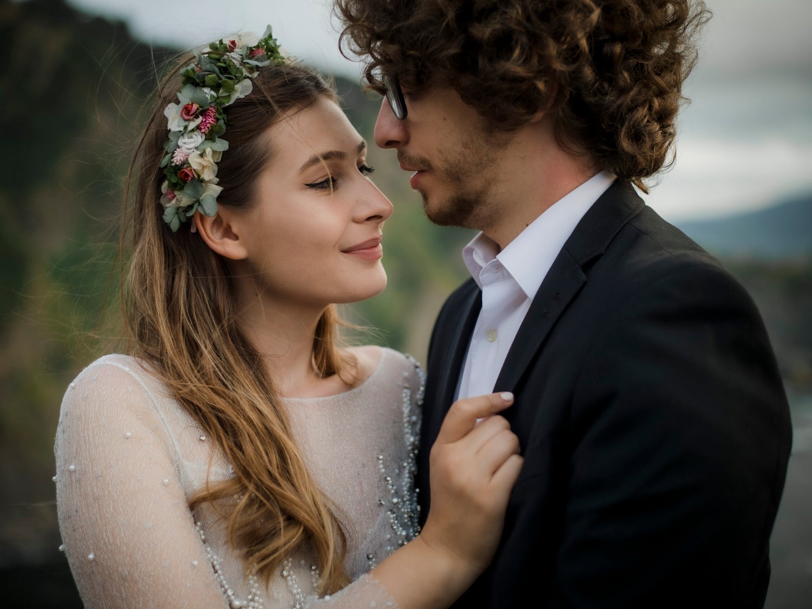 Fotógrafo de bodas en Bilbao y Bizkaia – reportajes naturales, elegantes y emocionales