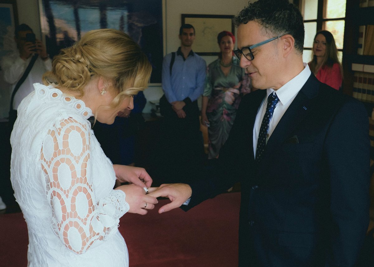 Fotógrafo bodas íntimas Bilbao | Boda en Ibarrangelu y Elantxobe Luis Mejias Fotografia