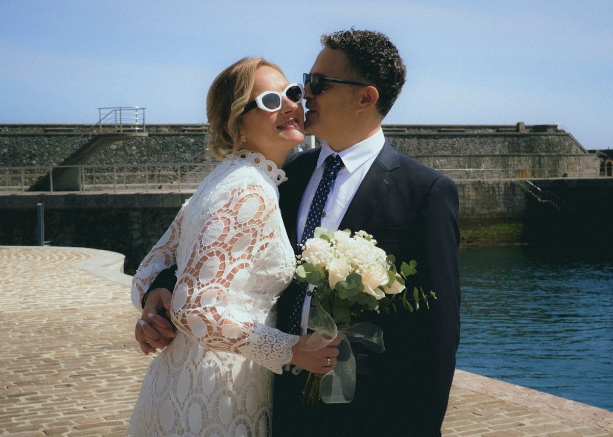 Fotógrafo bodas íntimas Bilbao | Boda en Ibarrangelu y Elantxobe Luis Mejias Fotografia