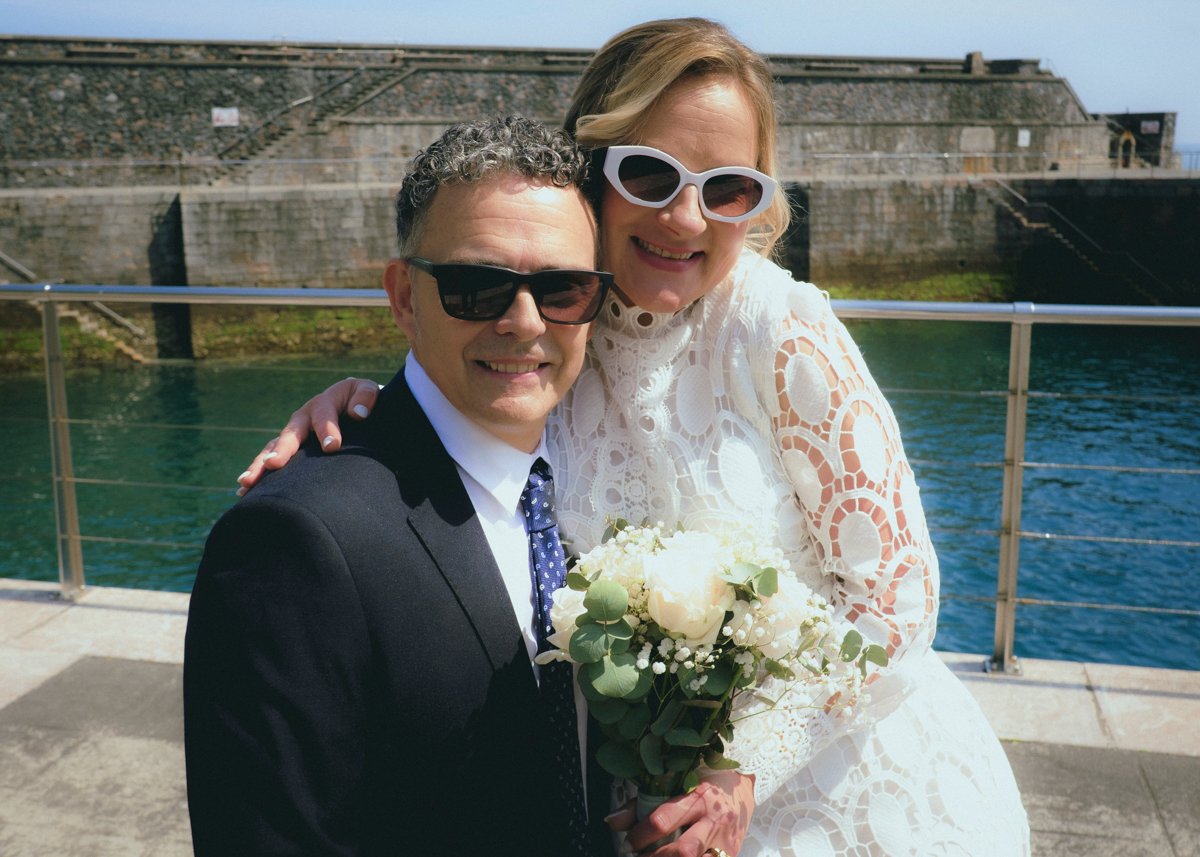 Fotógrafo bodas íntimas Bilbao | Boda en Ibarrangelu y Elantxobe Luis Mejias Fotografia